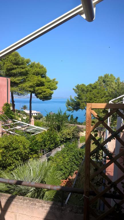 Le Ville 1 Costa Saracena Agnone Bagni Exterior photo